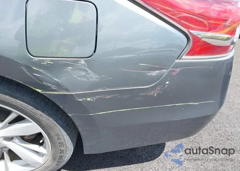 2014 Nissan Altima 2.5 Sv z USA, uszkodzony, nr VIN 1N4AL3AP8EC128555